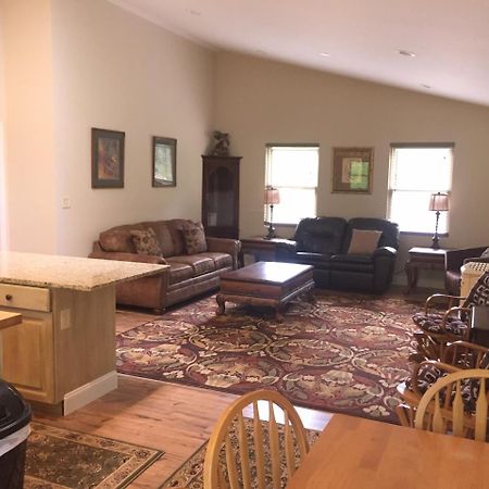 Brook Trout Inn Сапфир Экстерьер фото