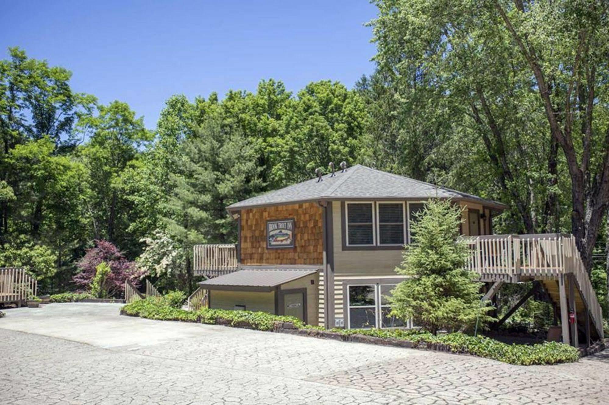 Brook Trout Inn Сапфир Экстерьер фото