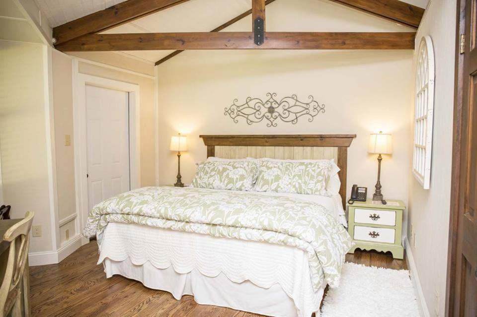 Brook Trout Inn Сапфир Экстерьер фото